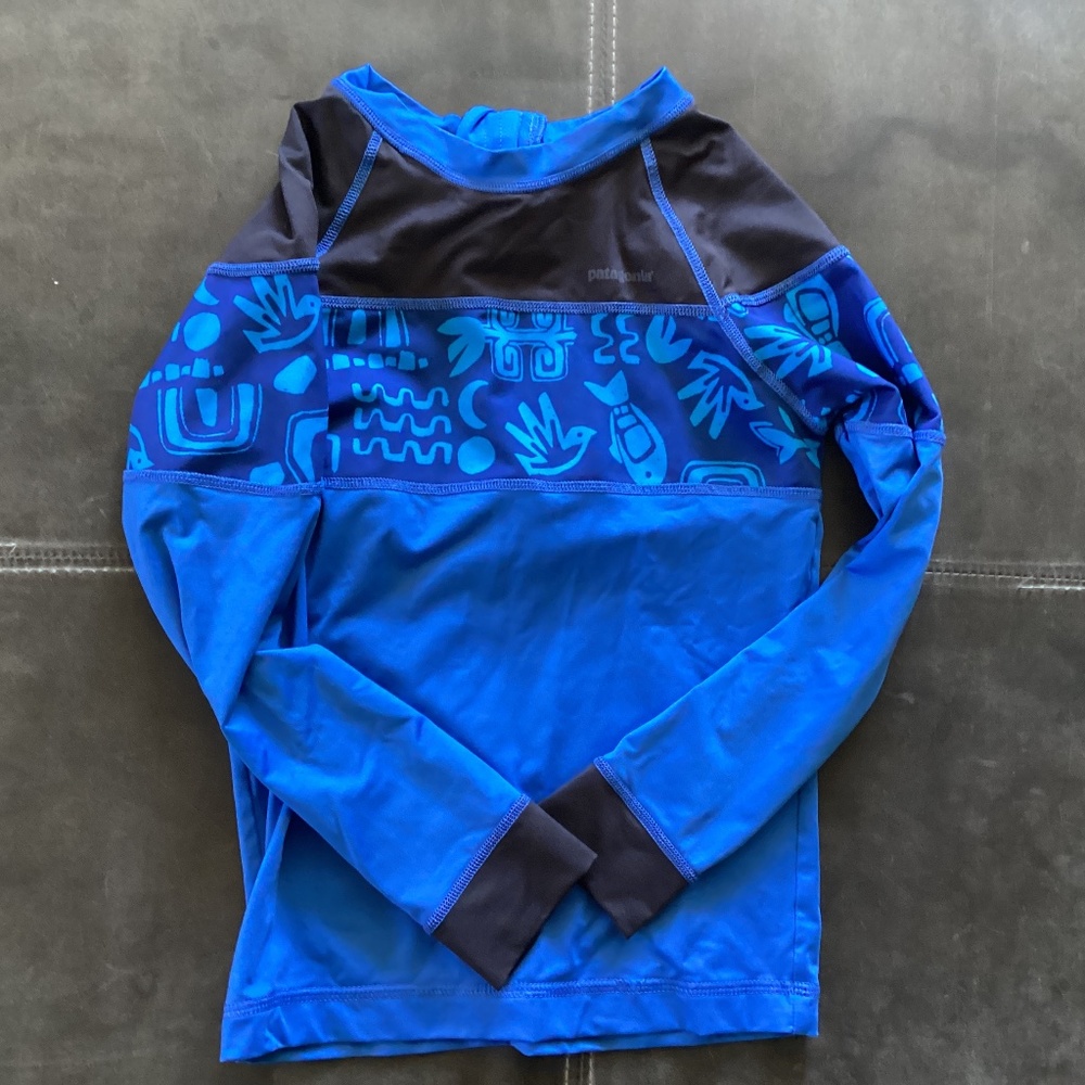 Patagonia rashguard 5t